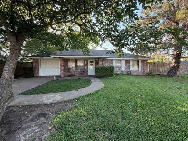 House for sale in Crandall, Texas