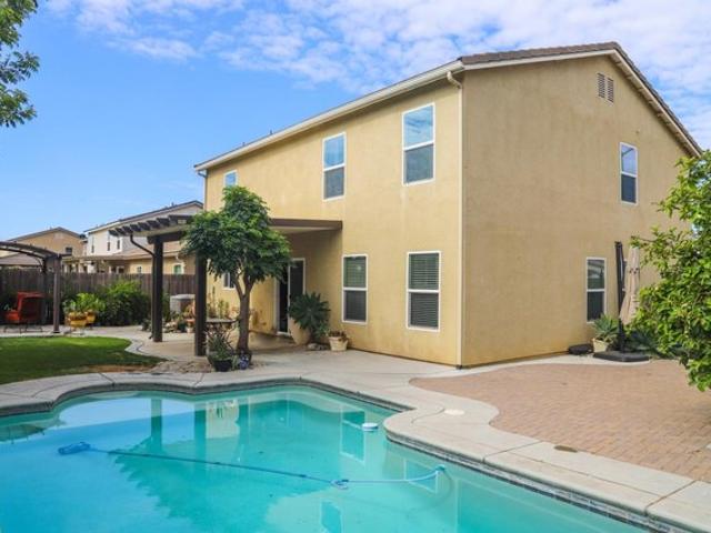 House for sale in Madera, California