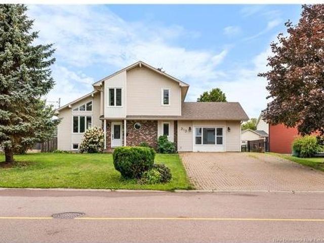 House for sale in Westmorland, New Brunswick