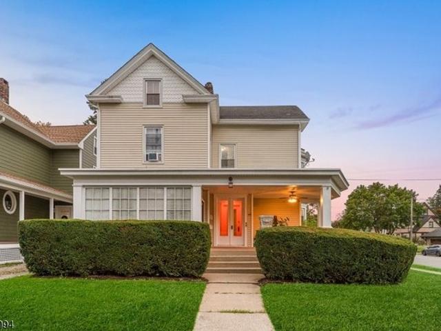 House for sale in Hackettstown, New Jersey