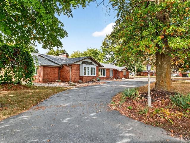 Property for sale in Alhambra, Illinois