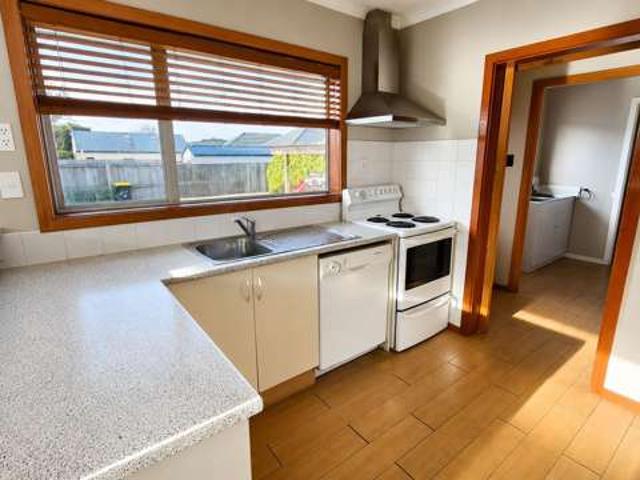 House for rent in Chaslands, Canterbury