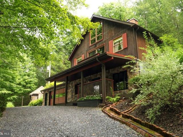 House for sale in Julian, Pennsylvania