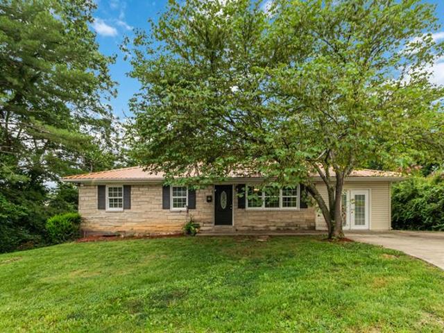 House for sale in Columbia, Kentucky