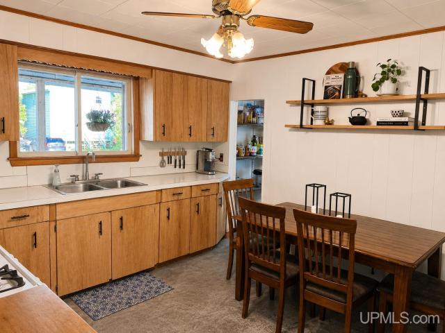 House for sale in Calumet Township, Houghton County