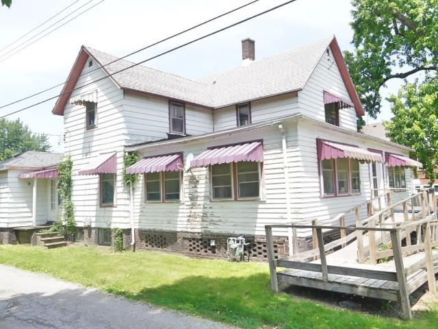 House for sale in Watseka, Illinois