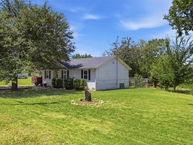 House for sale in Blue Ridge, Texas