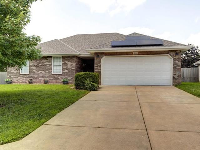 House for sale in Nixa, Missouri