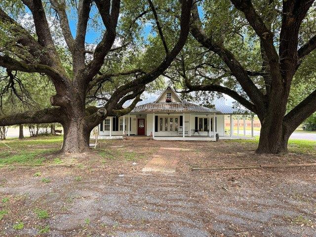 House for sale in Leon, Texas