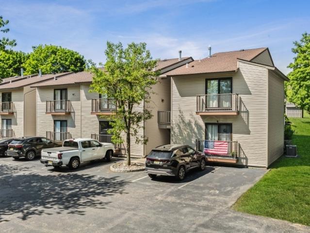 Condo for sale in Glen Gardner, New Jersey
