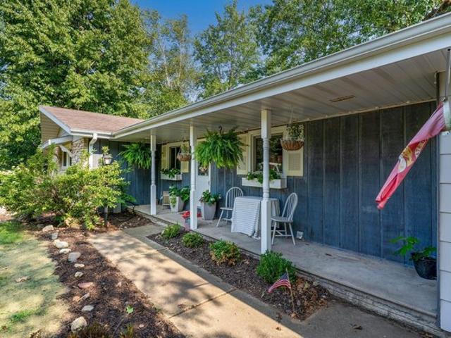 House for sale in Oconto Falls, Wisconsin