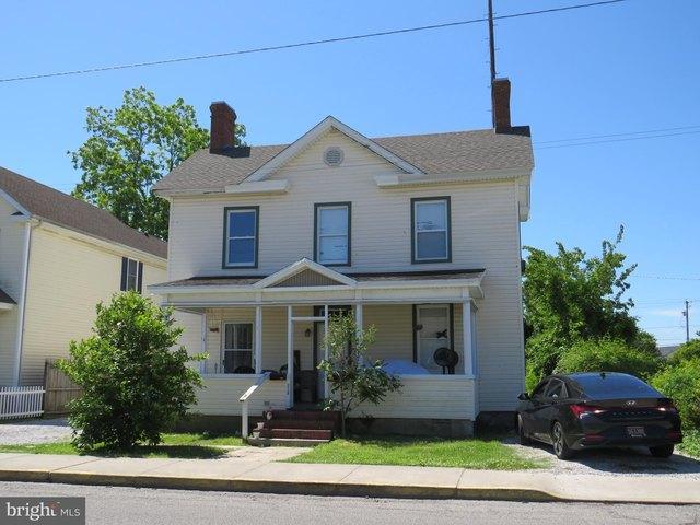 House for sale in Crisfield, Maryland