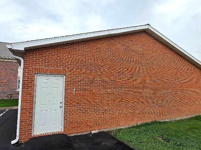 Commercial for sale in Freelandville, Indiana