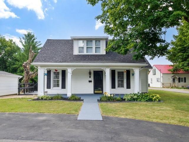 House for sale in Horse Cave, Kentucky