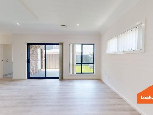 Townhouse for rent in East Maitland, Newcastle-Maitland