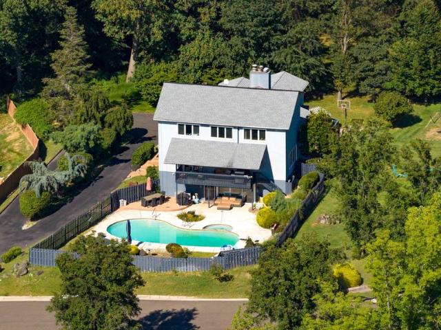 House for sale in Rydal, Pennsylvania
