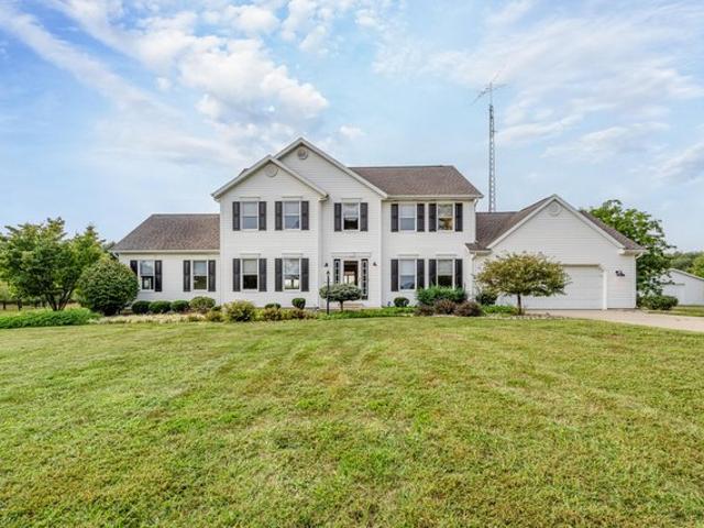 House for sale in Dowagiac, Michigan