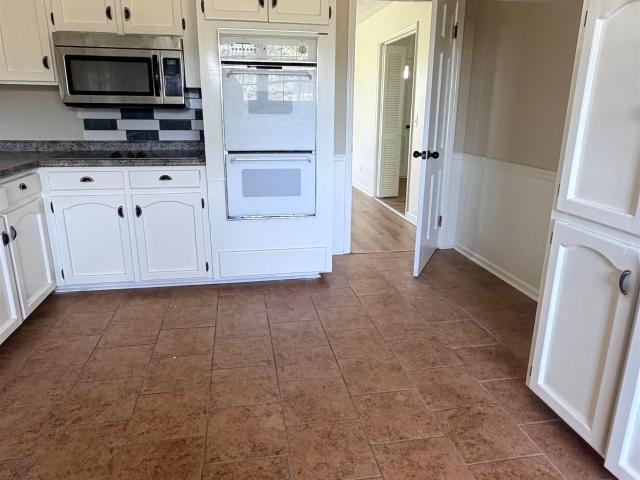 House for sale in Centre, Alabama