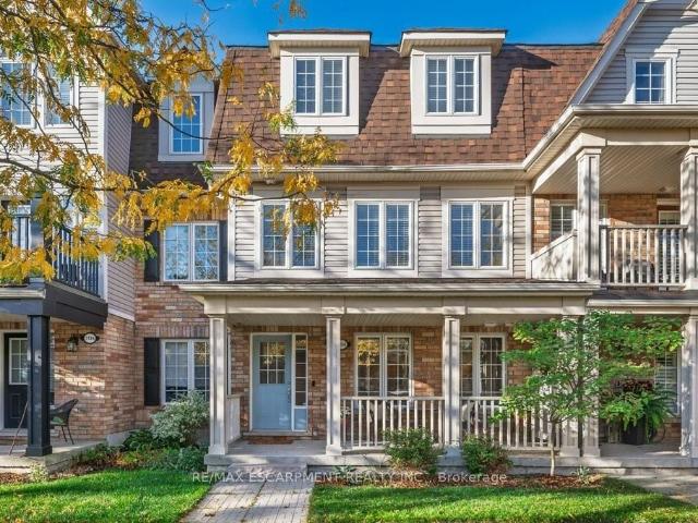 Townhouse for sale in Woburn, Ontario