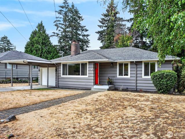 House for sale in University Place, Washington