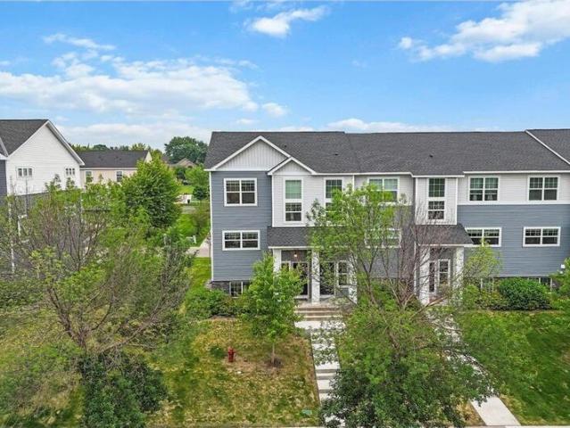 Townhouse for sale in Chaska