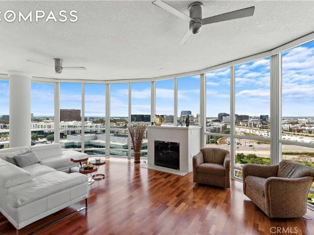 Townhouse for sale in Irvine, Irvine Business Complex