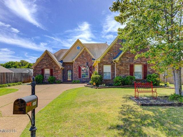 House for sale in Southaven, Mississippi