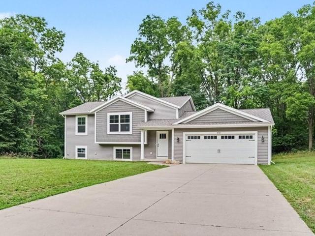 House for sale in Allegan, Michigan