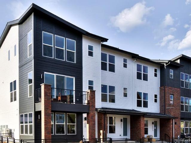 Townhouse for sale in Denver, Colorado