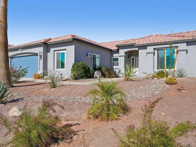 House for sale in Thousand Palms, California