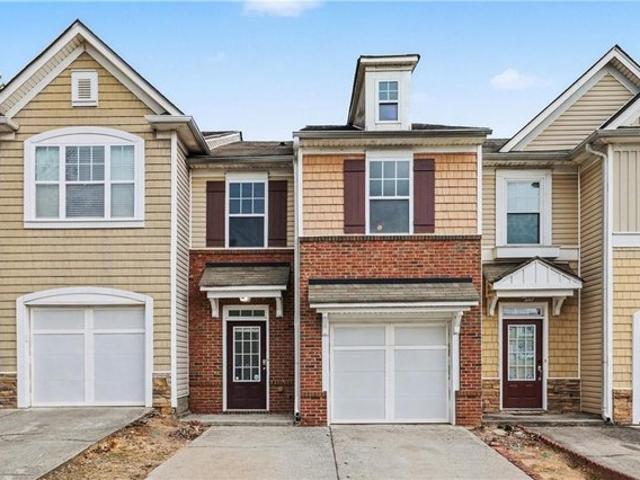 Townhouse for sale in Duluth, Georgia
