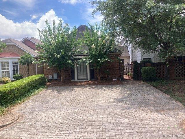 House for sale in Hope Hull, Alabama