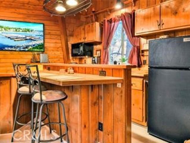 House for sale in Green Valley Lake, California