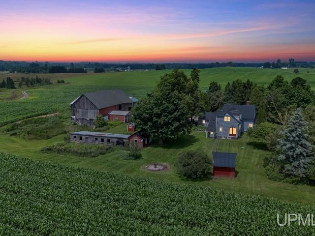 House for sale in Bark River