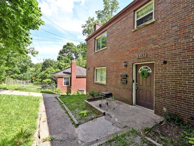 House for sale in Roselawn, Ohio