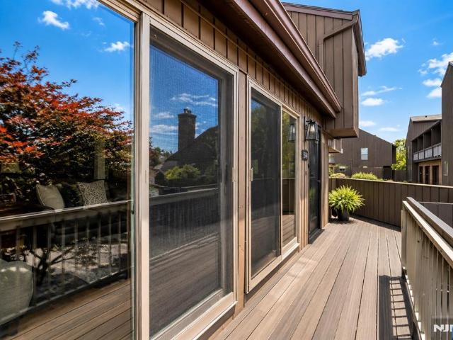 Townhouse for sale in Flagtown, New Jersey