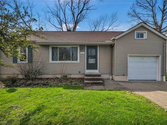 House for sale in Willoughby, Ohio