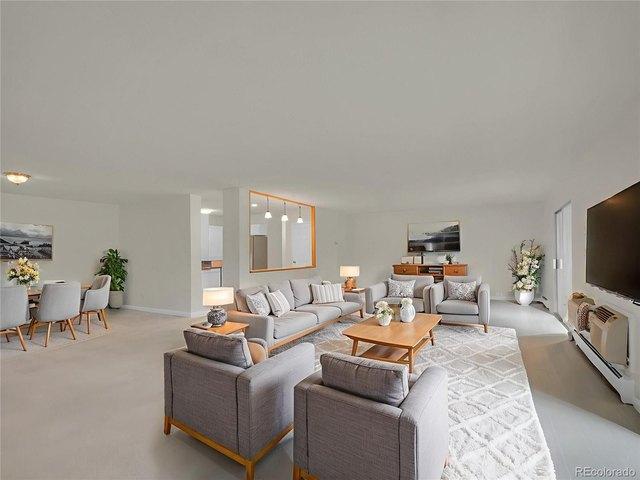 Condo for sale in Aurora, Colorado
