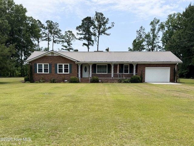 House for sale in Cove City, North Carolina