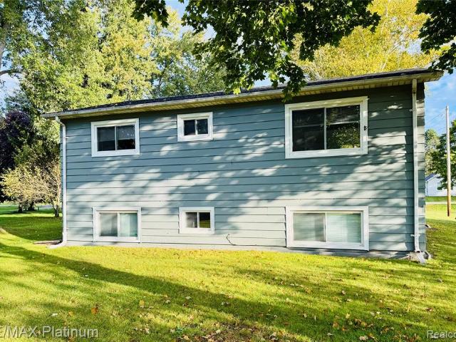 House for sale in Fenton, Genesee County