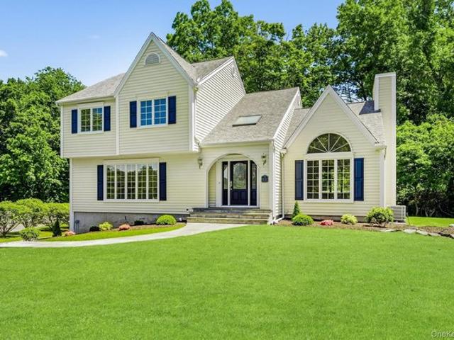 House for sale in Cortlandt Manor, New York