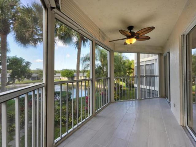 Condo for sale in Greenacres, Florida