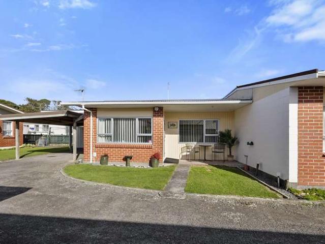 Apartment for sale in Hillsborough, Taranaki