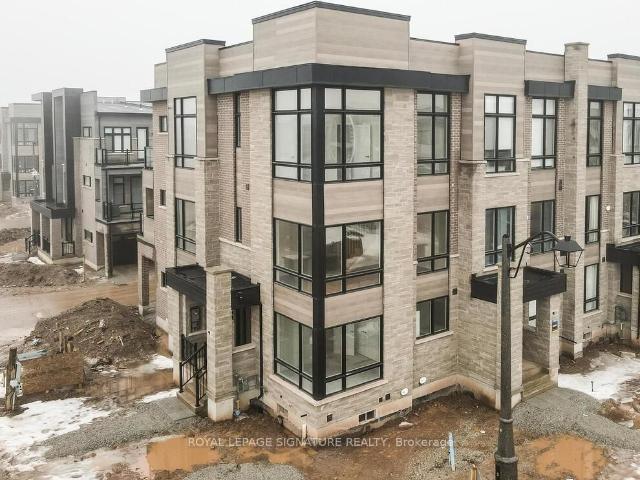Townhouse for sale in Woburn, Ontario