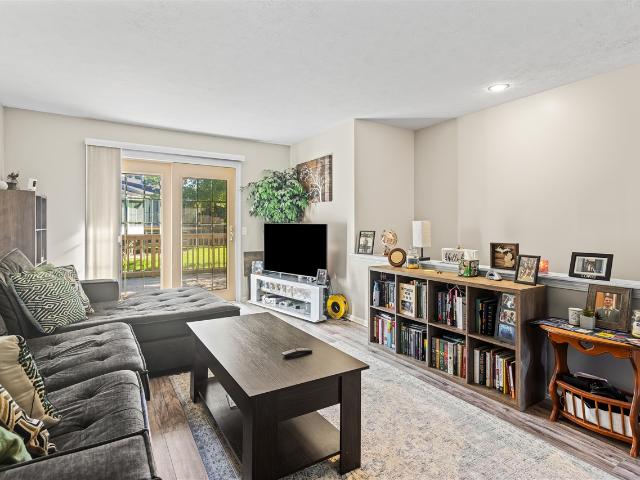 Condo for sale in East Paris, Kentwood
