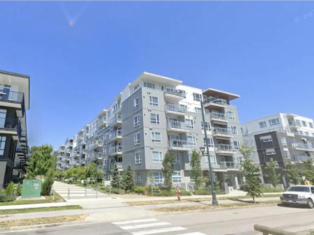 Apartment for rent in Surrey, British Columbia