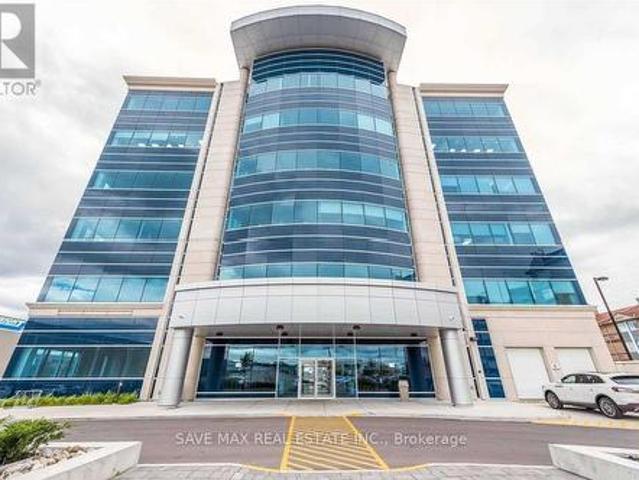 Commercial for rent in Mississauga, Ontario