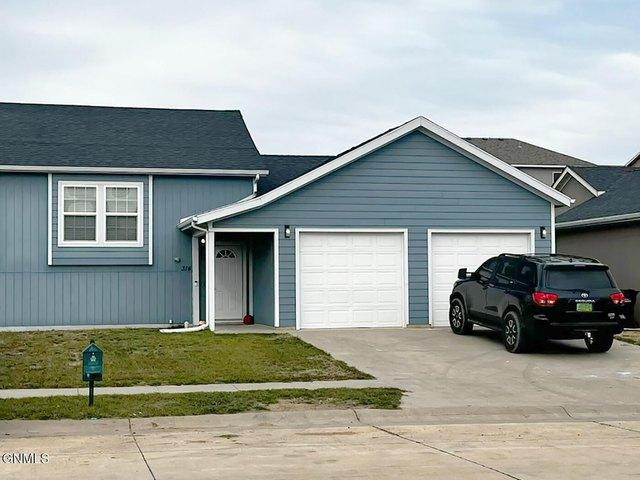 Townhouse for sale in Watford City, North Dakota