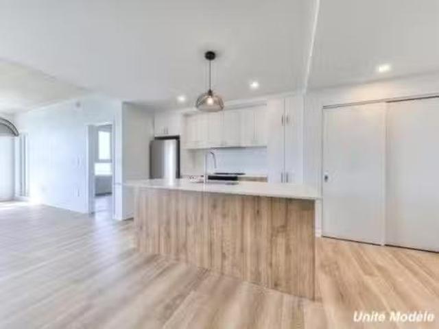 Condo for sale in Roussillon, Quebec