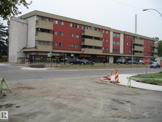 Condo for sale in Wedgewood, Alberta